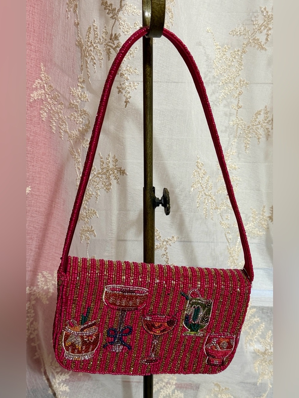 From India to you beaded cocktail 🍹 pink and gold shoulder bag